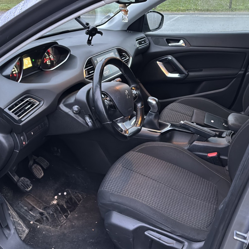 PEUGEOT 308 2 PHASE 2 1.6 BLUE HDI - 8V TURBO Photo n°5