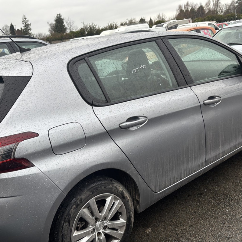 PEUGEOT 308 2 PHASE 2 1.6 BLUE HDI - 8V TURBO Photo n°13