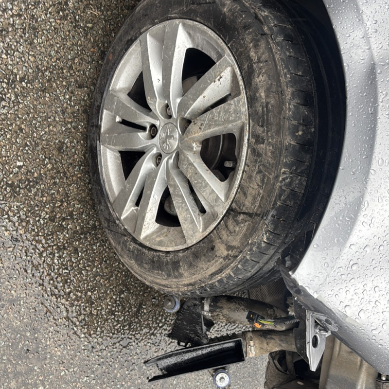 PEUGEOT 308 2 PHASE 2 1.6 BLUE HDI - 8V TURBO Photo n°25