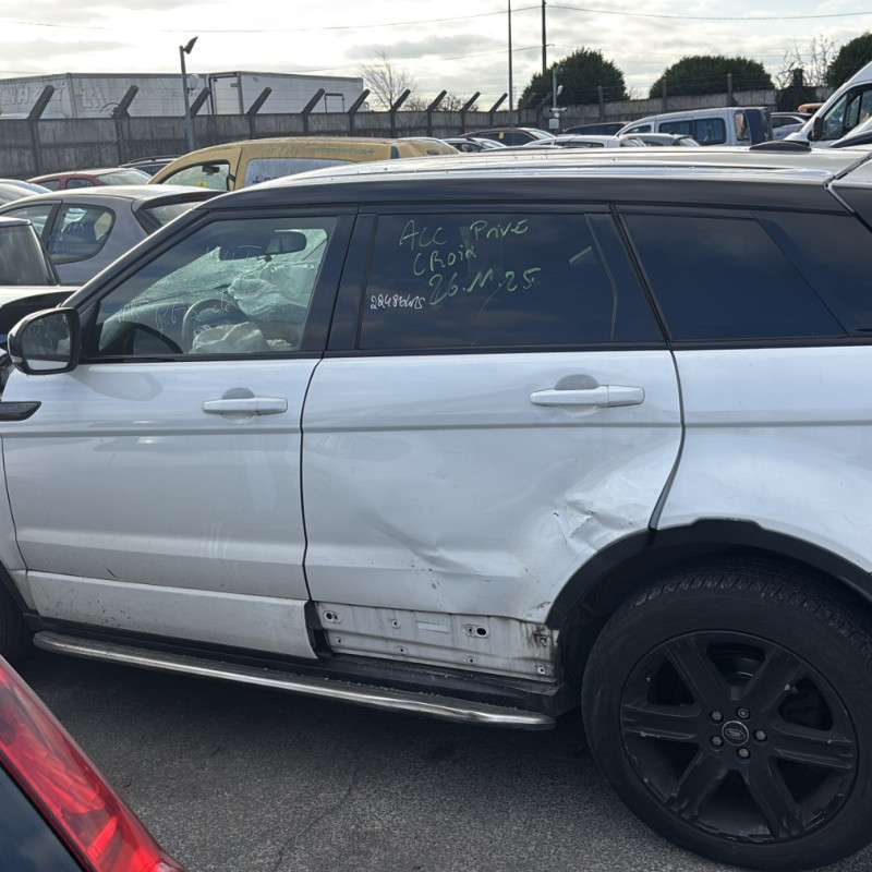 LAND ROVER RANGE ROVER 1 EVOQUE PHASE 1 2.2 TD4 - 16V TURBO 4X4 Photo n°12