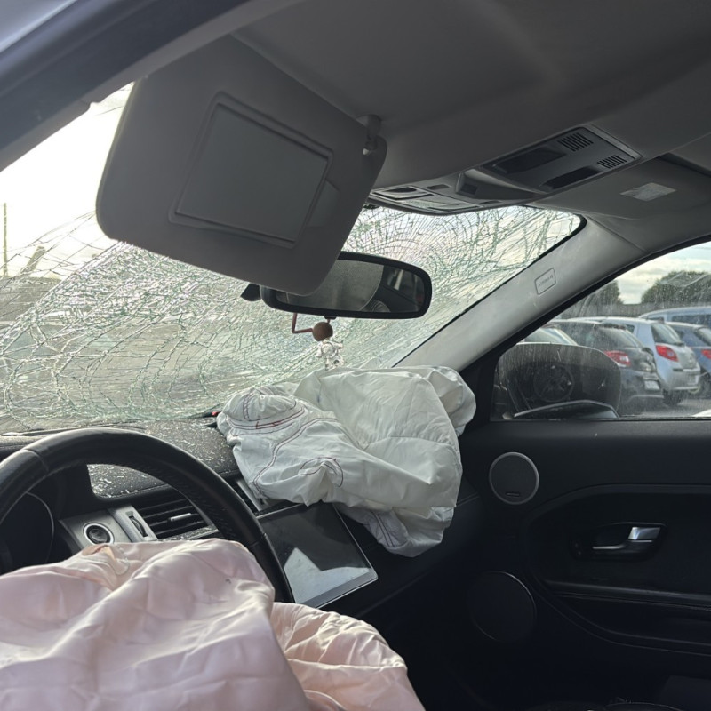 LAND ROVER RANGE ROVER 1 EVOQUE PHASE 1 2.2 TD4 - 16V TURBO 4X4 Photo n°17