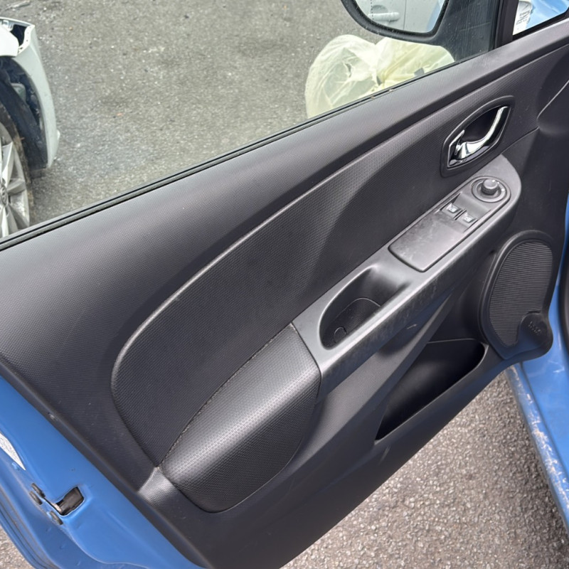 RENAULT CLIO 4 PHASE 1 1.5 DCI - 8V TURBO Photo n°14