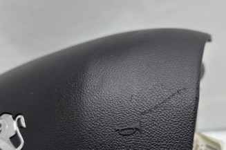 Air bag conducteur PEUGEOT 2008 1