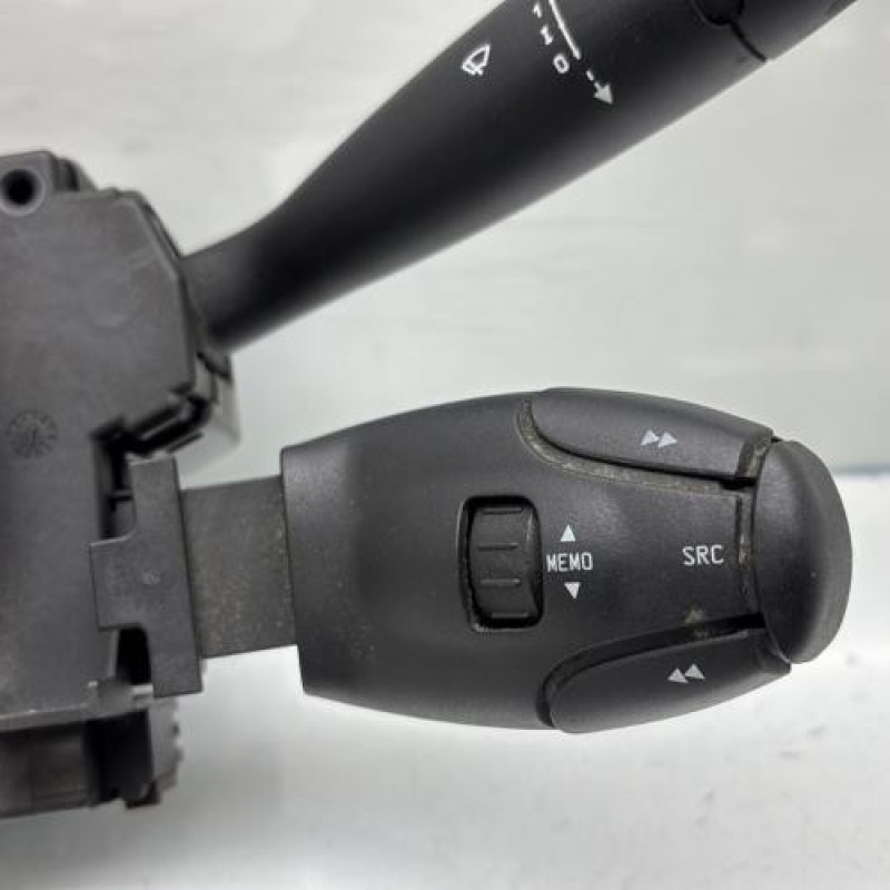 Com (Bloc Contacteur Tournant+Commodo Essuie Glace+Commodo Phare) PEUGEOT 307 Photo n°6