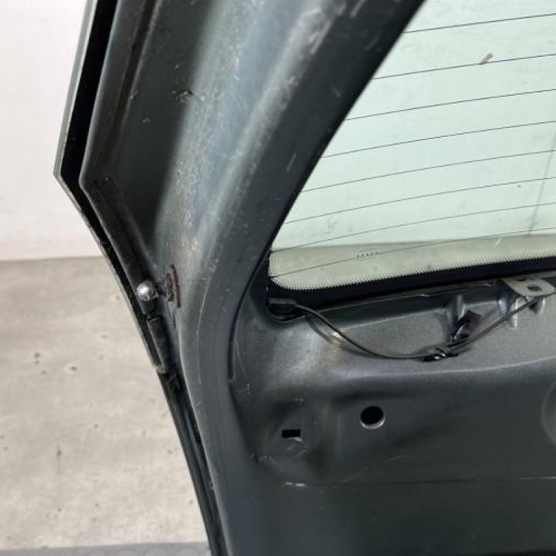 Malle/Hayon arriere CITROEN C3 1 Photo n°9