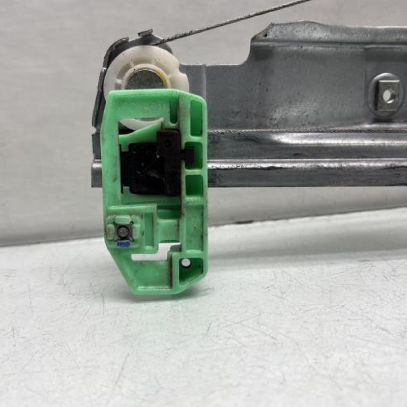 Leve vitre electrique avant droit RENAULT SCENIC 2 Photo n°3