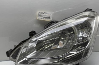 Optique avant principal gauche (feux)(phare) PEUGEOT PARTNER 2 Photo n°1