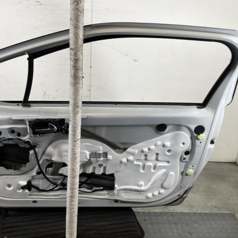 Porte avant droit DS DS3 Photo n°6