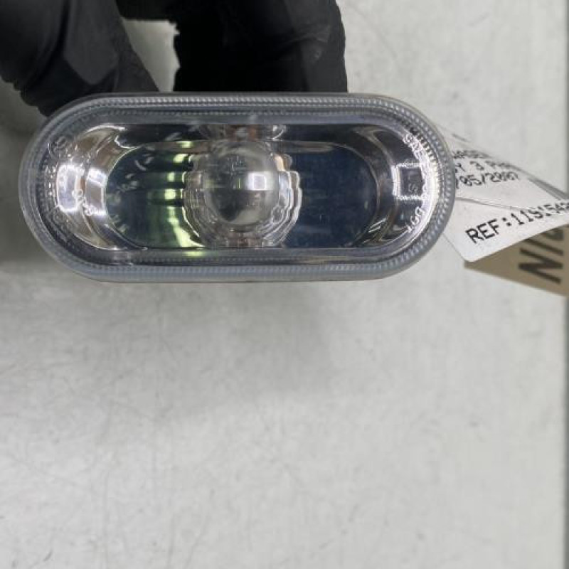 Repetiteur clignotant avant droit  (Feux) VOLKSWAGEN CADDY 3 Photo n°1