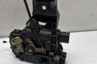 Serrure avant gauche VOLKSWAGEN GOLF 4