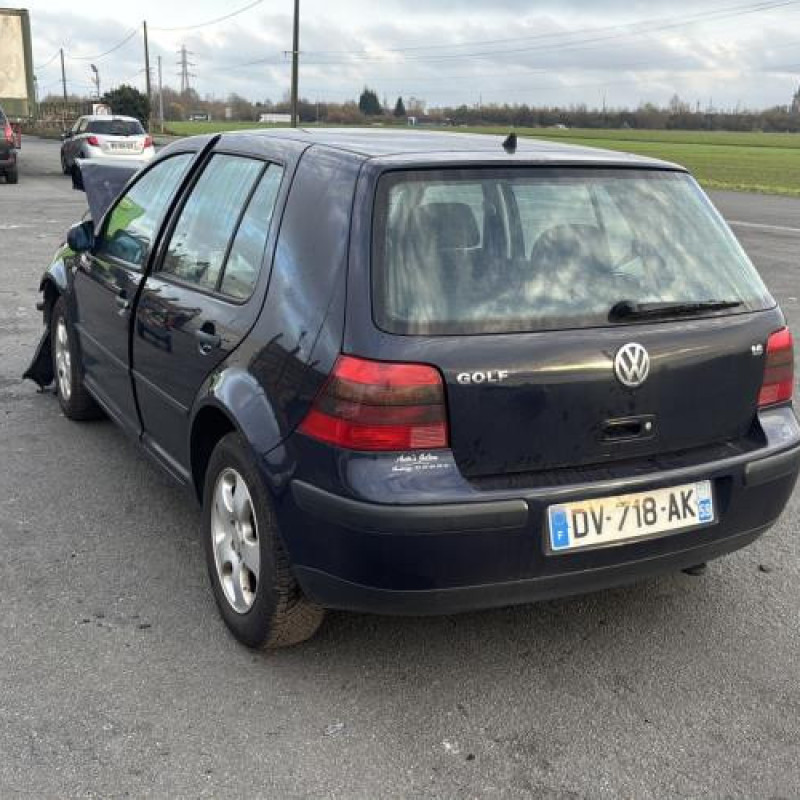 Verin de coffre VOLKSWAGEN GOLF 4 Photo n°9