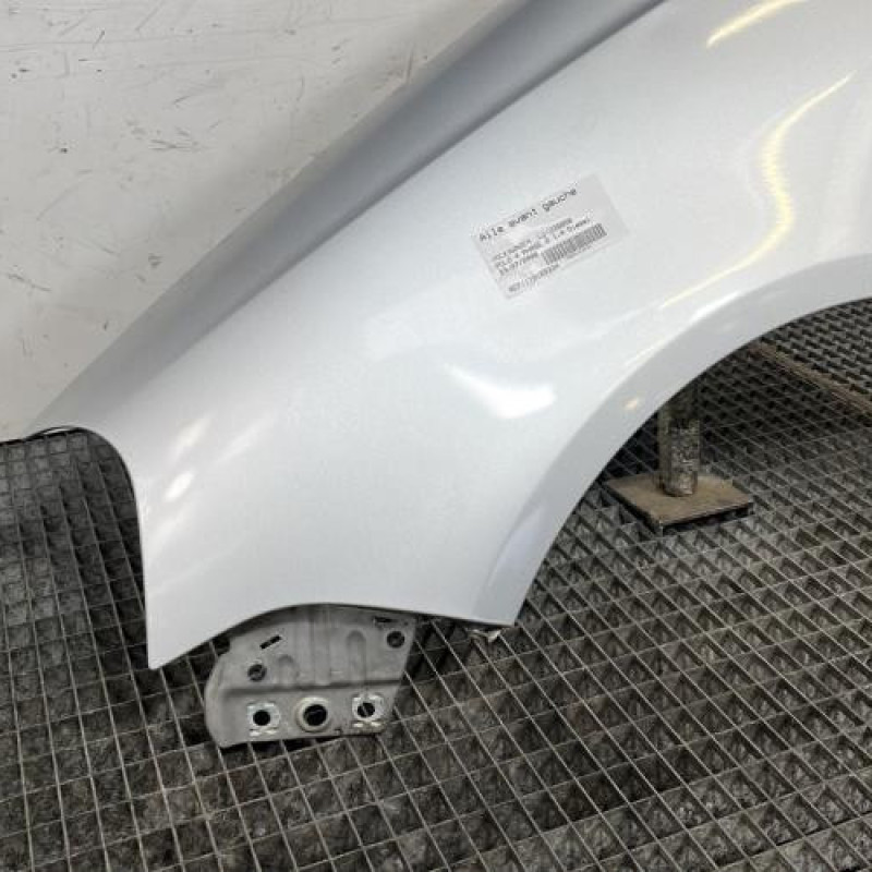 Aile avant gauche VOLKSWAGEN POLO 4 Photo n°2