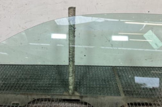 Vitre avant gauche VOLKSWAGEN POLO 4 Photo n°1