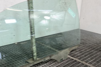 Vitre avant gauche VOLKSWAGEN POLO 4