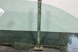 Vitre avant gauche VOLKSWAGEN POLO 4