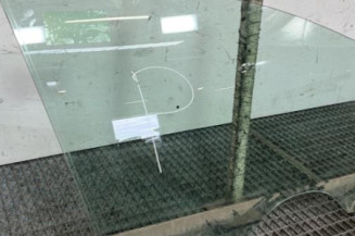 Vitre avant droit VOLKSWAGEN POLO 5