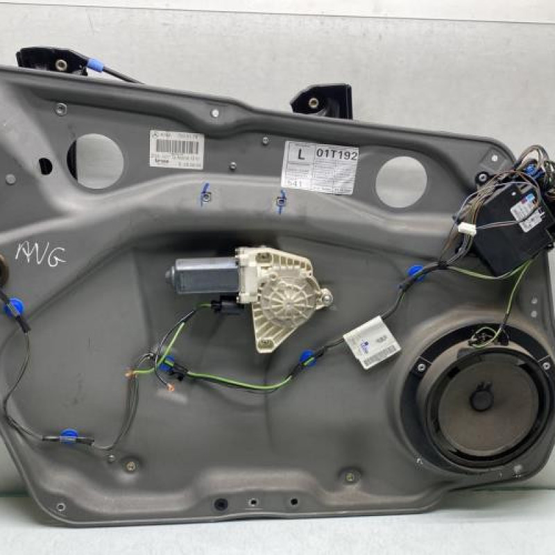Leve vitre electrique avant gauche MERCEDES CLASSE A 169 Photo n°1