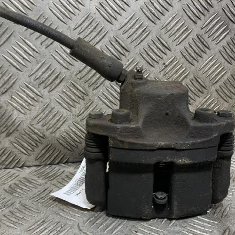 Etrier avant droit (freinage) RENAULT CLIO 2 Photo n°1