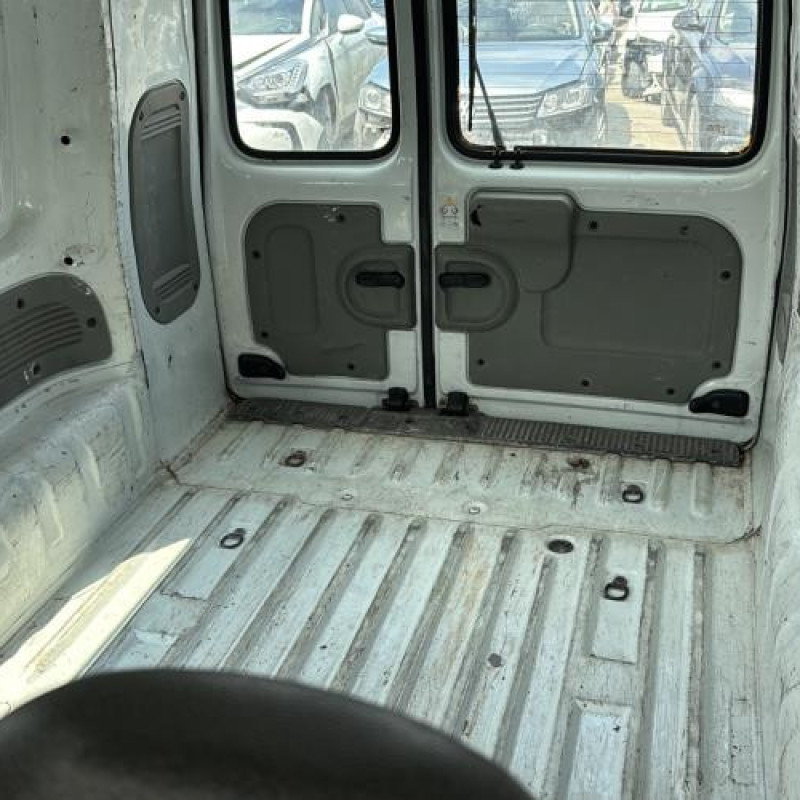 Pare choc arriere RENAULT KANGOO 1 Photo n°18