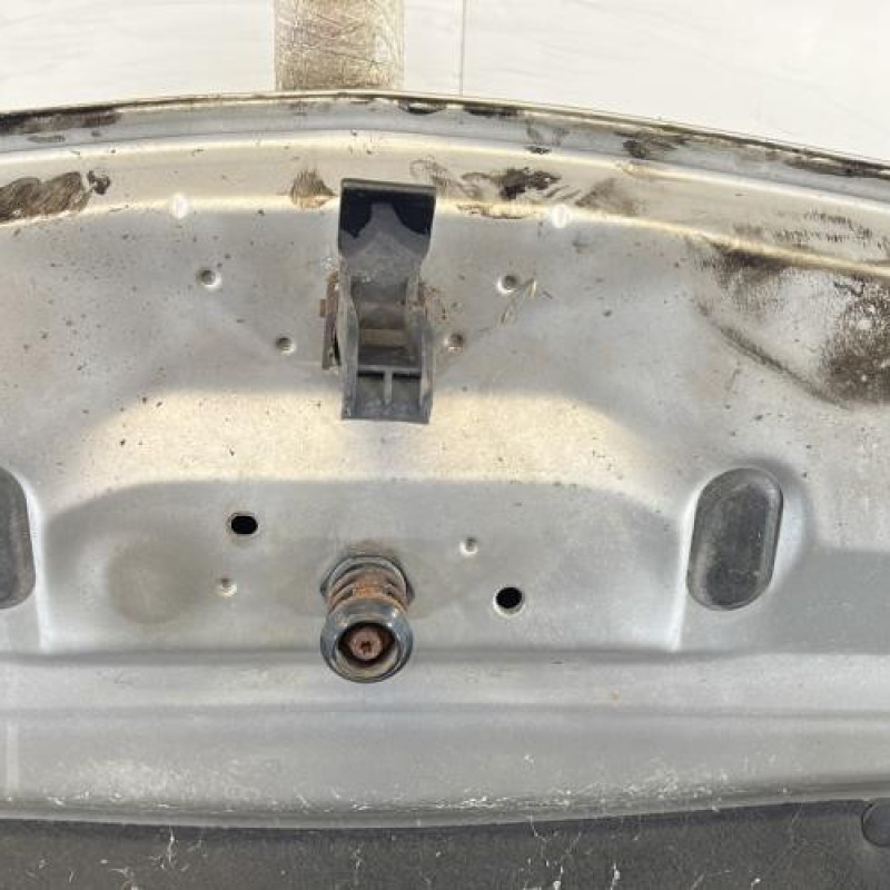 Capot RENAULT LAGUNA 2 Photo n°6