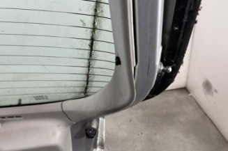 Malle/Hayon arriere RENAULT LAGUNA 2