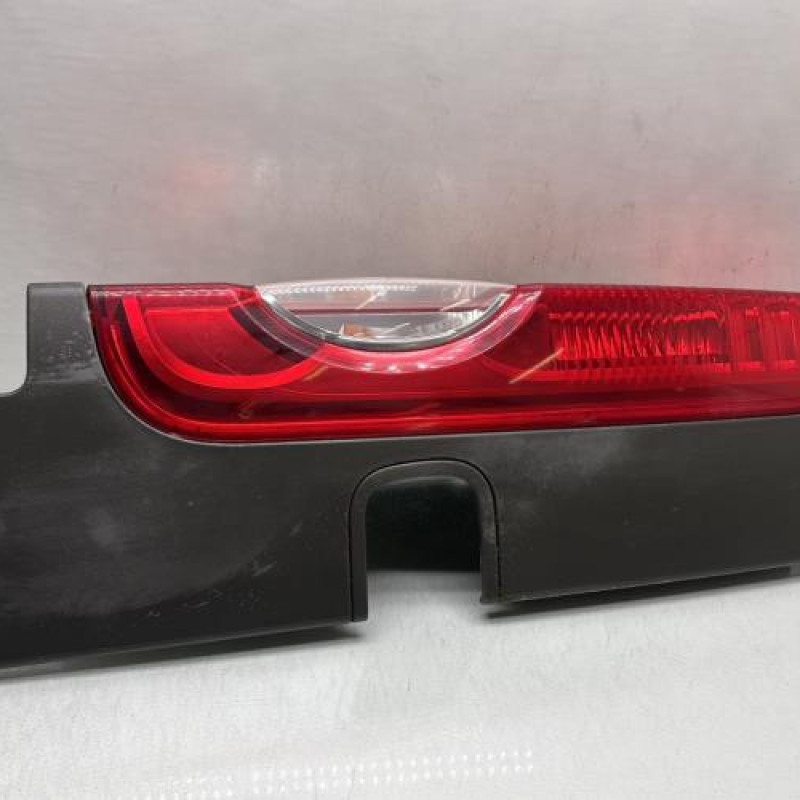 Feu arriere principal droit (feux) RENAULT TRAFIC 2 Photo n°1