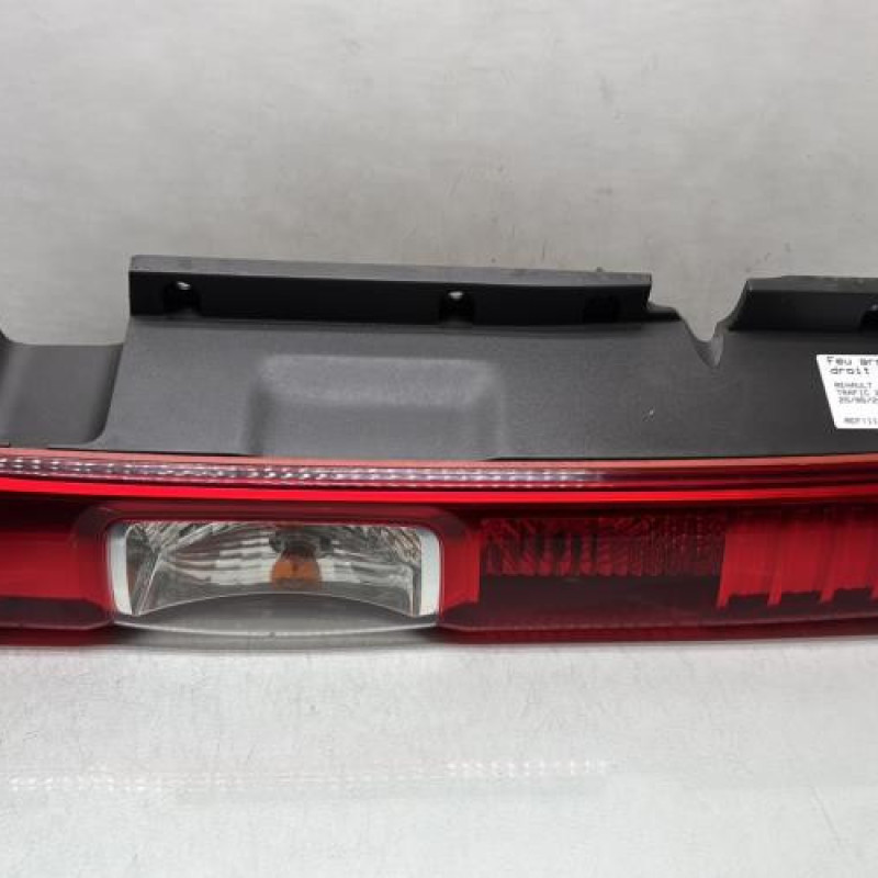 Feu arriere principal droit (feux) RENAULT TRAFIC 2 Photo n°2