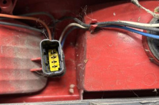 Feu arriere principal droit (feux) RENAULT TRAFIC 2