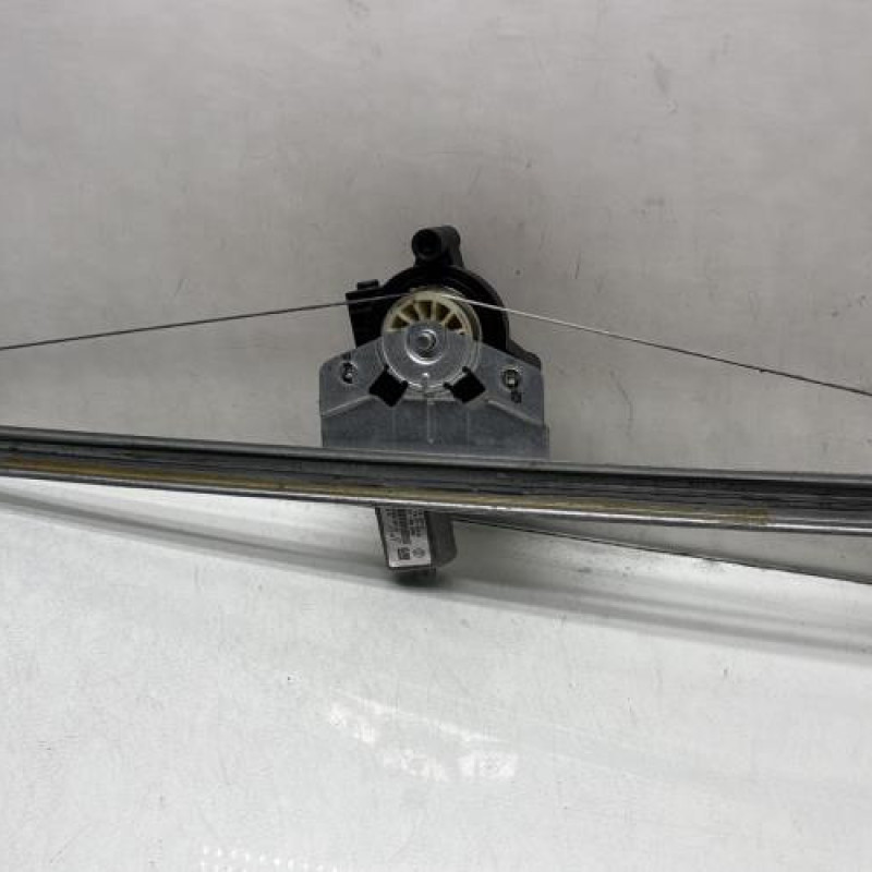 Leve vitre electrique avant droit RENAULT TRAFIC 2 Photo n°1