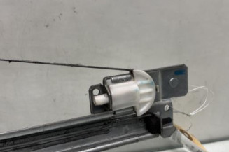 Leve vitre electrique avant droit RENAULT TRAFIC 2