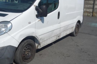 Moteur essuie glace avant RENAULT TRAFIC 2