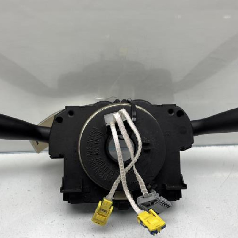 Com (Bloc Contacteur Tournant+Commodo Essuie Glace+Commodo Phare) CITROEN C2 Photo n°1