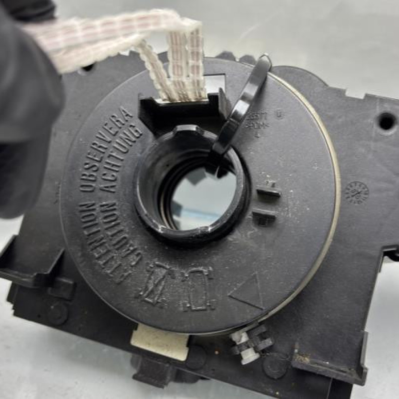 Com (Bloc Contacteur Tournant+Commodo Essuie Glace+Commodo Phare) CITROEN C2 Photo n°3