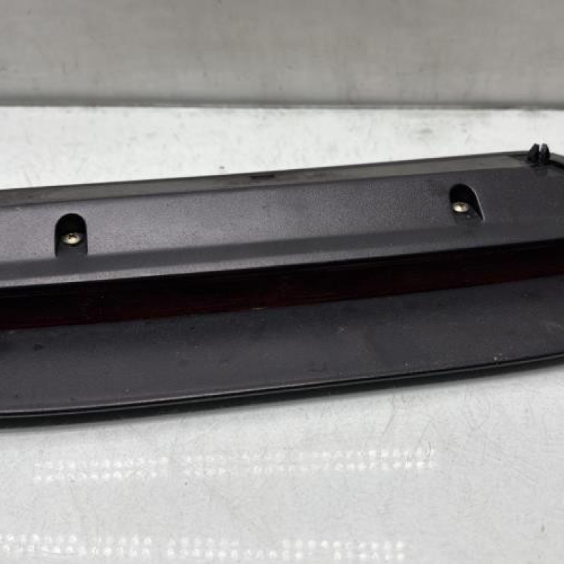 Feu arriere stop central CITROEN SAXO Photo n°1