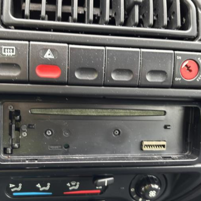 Poignee interieur arriere gauche CITROEN SAXO Photo n°20