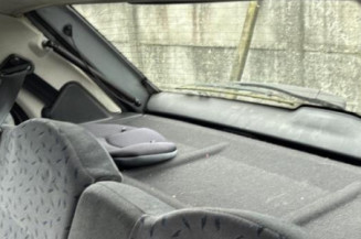 Serrure avant droit CITROEN SAXO