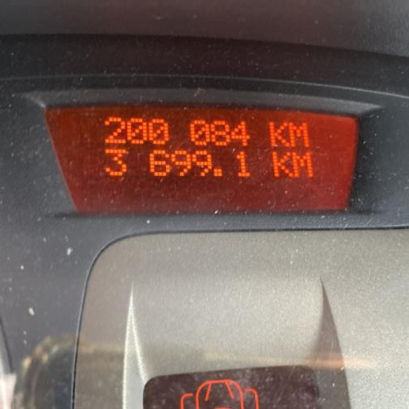 Aile avant droit RENAULT CLIO 3 Photo n°8