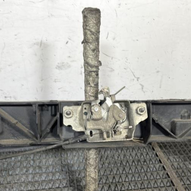 Face avant RENAULT CLIO 3 Photo n°4