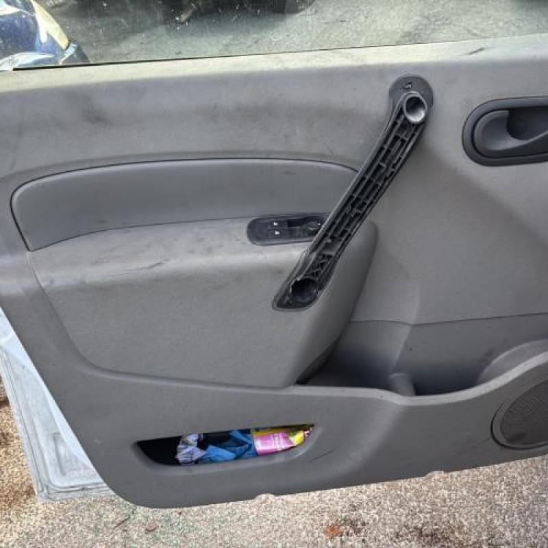 Poignee porte avant droit RENAULT KANGOO 2 Photo n°12