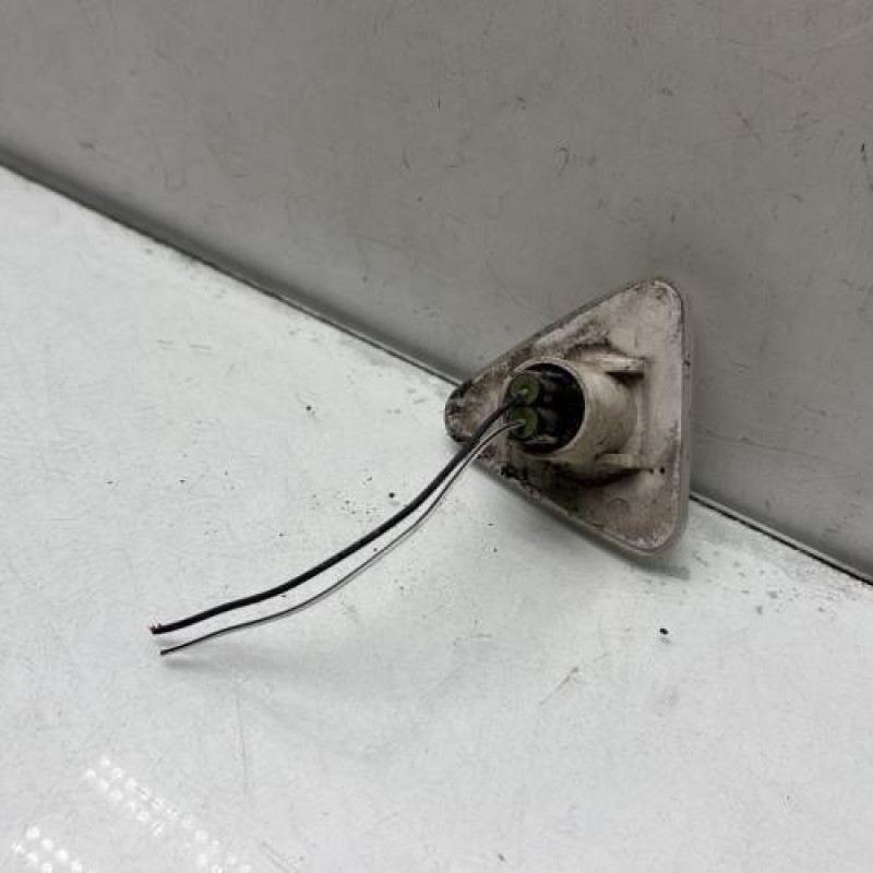 Repetiteur clignotant avant droit  (Feux) RENAULT KANGOO 2 Photo n°2