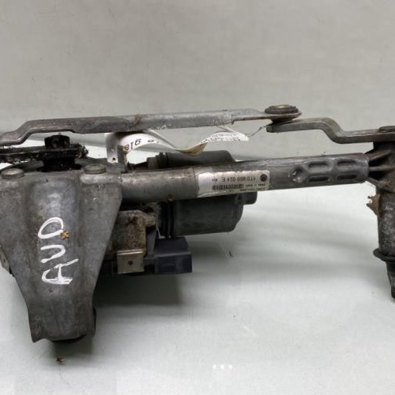 Moteur essuie glace avant droit VOLKSWAGEN TOURAN 1 Photo n°3