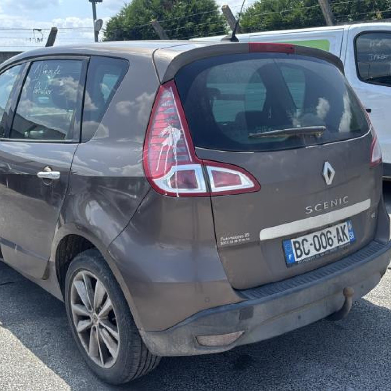 Renfort pare choc avant (traverse) RENAULT SCENIC 3 Photo n°11