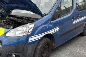 Aile avant droit PEUGEOT PARTNER 2