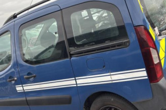 Face avant PEUGEOT PARTNER 2