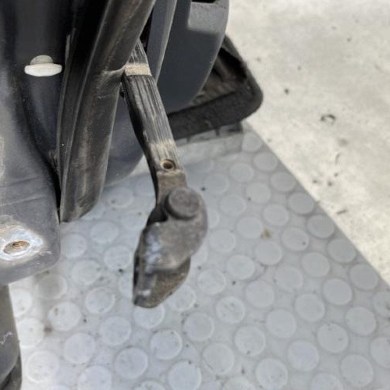 Porte avant droit FORD FIESTA 6 Photo n°5