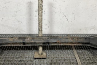 Renfort pare choc arriere (traverse) FORD FIESTA 6 Photo n°1