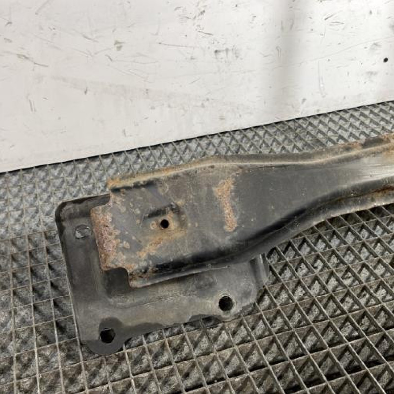 Renfort pare choc arriere (traverse) FORD FIESTA 6 Photo n°3