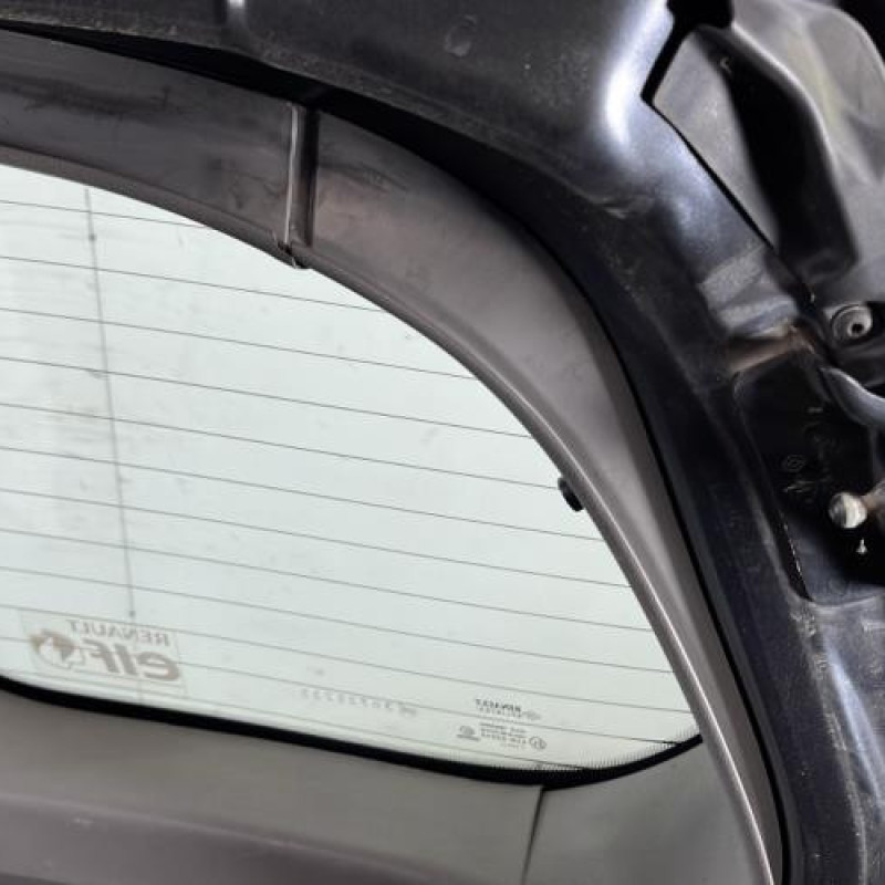 Malle/Hayon arriere RENAULT SCENIC 2 Photo n°11