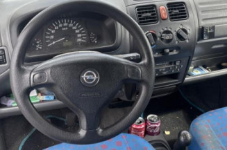 Aile avant gauche OPEL AGILA A