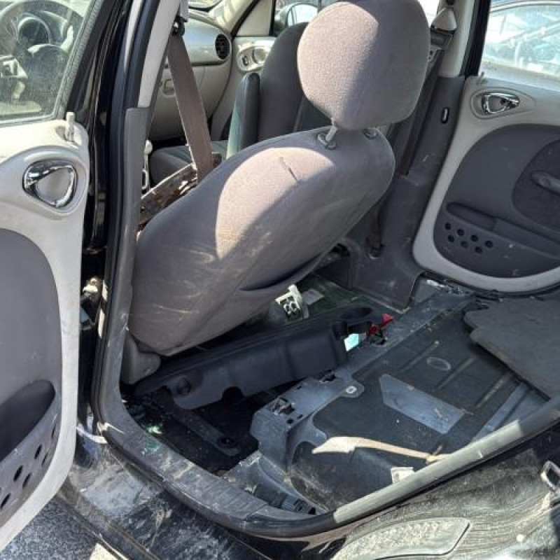 Moteur essuie glace arriere CHRYSLER PT CRUISER Photo n°15